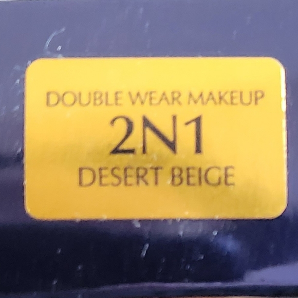 Brand new, never opened, Estée Lauder Double Wear foundation in 2N1 - Picture 2 of 2